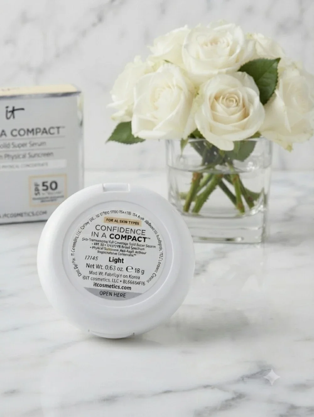 IT Cosmetics Confidence in a Compact LIGHT ☆RARE☆ | Read Description
